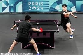 湖人两连败，詹姆斯面临责备，队友和教练选择相信他